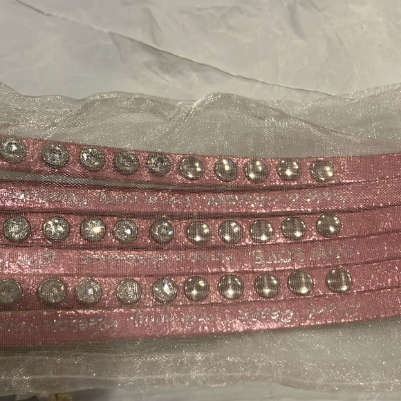 NWT Inspirational sparkle bracelet Humanity For All Wynk Sow Peace LOVE Unity - Picture 12 of 13